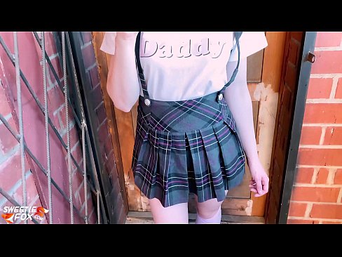 ❤️ Schoolgirl sûget har lul djip en neukt ynstee fan klassen. Russyske porno op fy.vlad-massage-salon.ru ❤