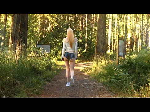 ❤️ Moaie frou beweecht stadich, net neaken video Russyske porno op fy.vlad-massage-salon.ru ❤